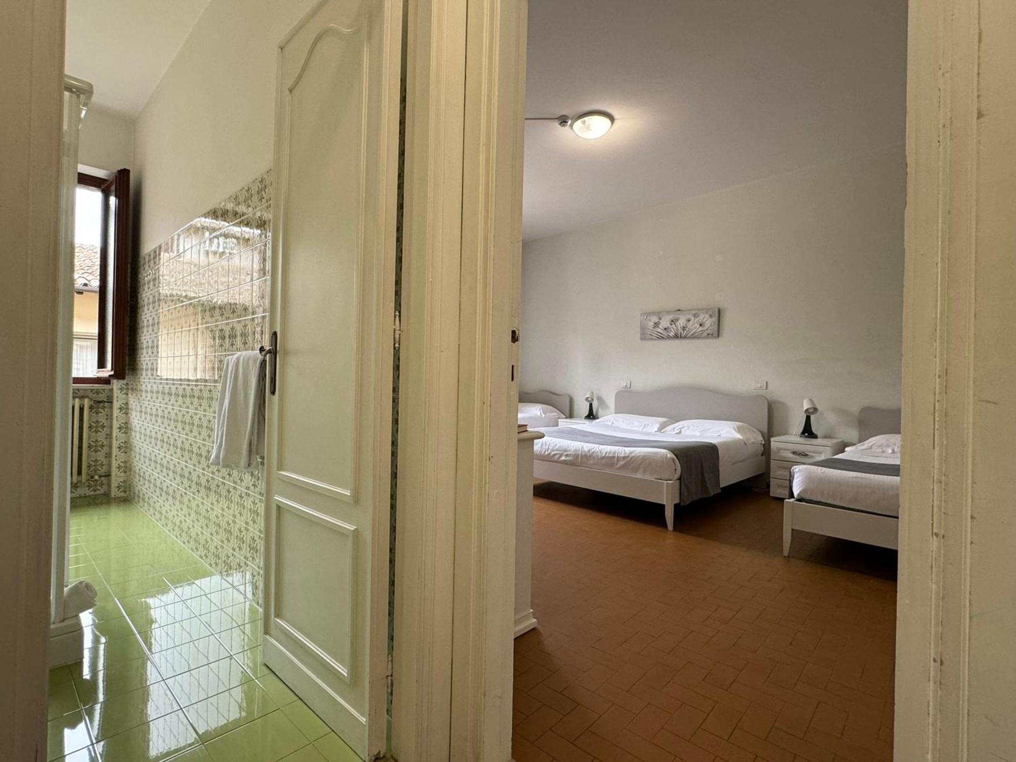 Hotel Monastero Ss. Annunziata Todi Exterior foto A room at the hotel