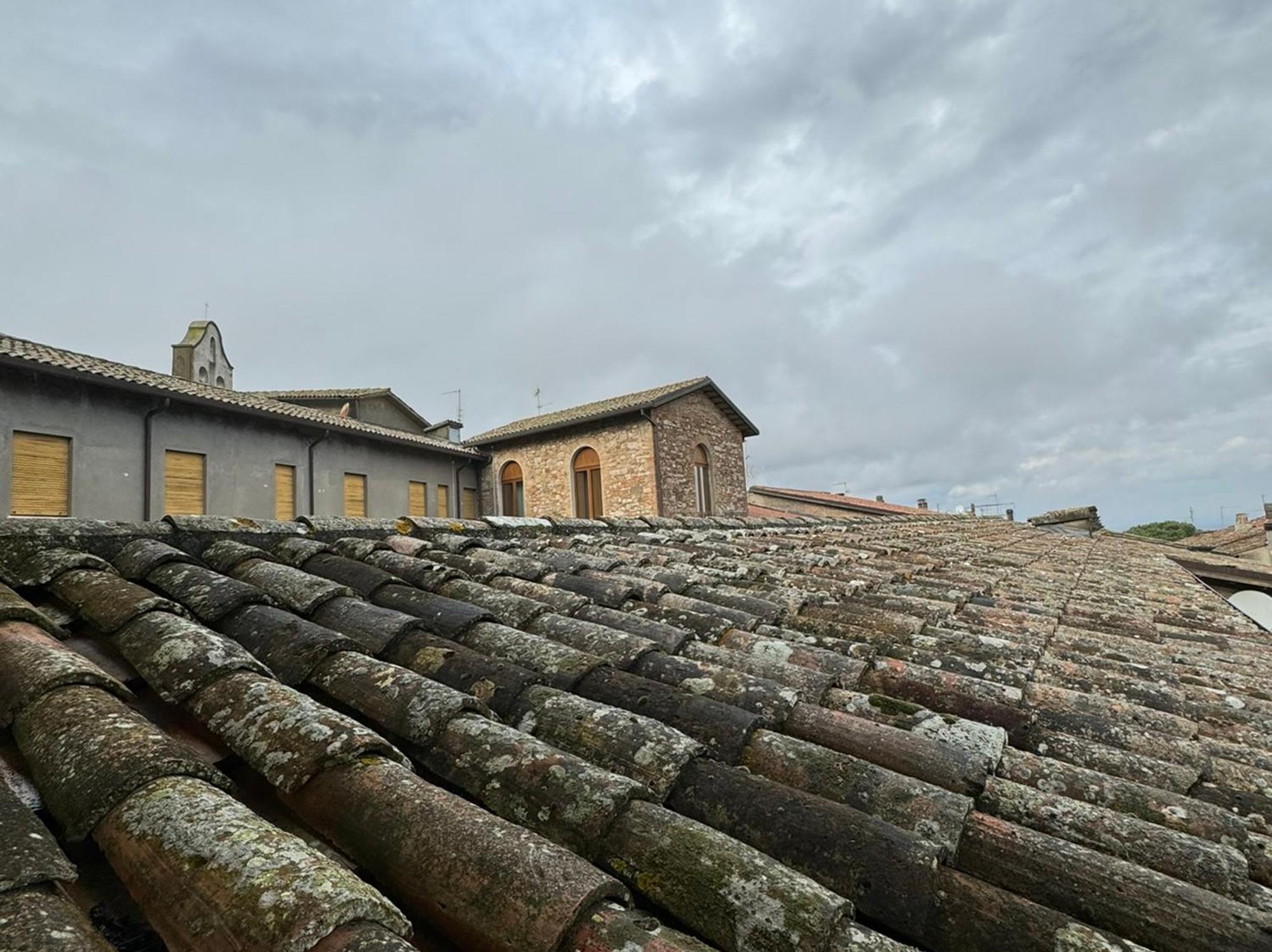 Hotel Monastero Ss. Annunziata Todi Exterior foto Roof of the monastery